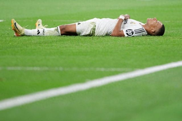 西海岸投资人：盼邵佳一到国足坚持自己打法，球迷要包容他