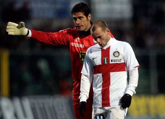 维尔茨父亲：儿子不后悔加盟利物浦，我们把名宿批评当耳边风（维尔茨父亲：儿子加盟利物浦无悔，我们对名宿的批评一笑置之）