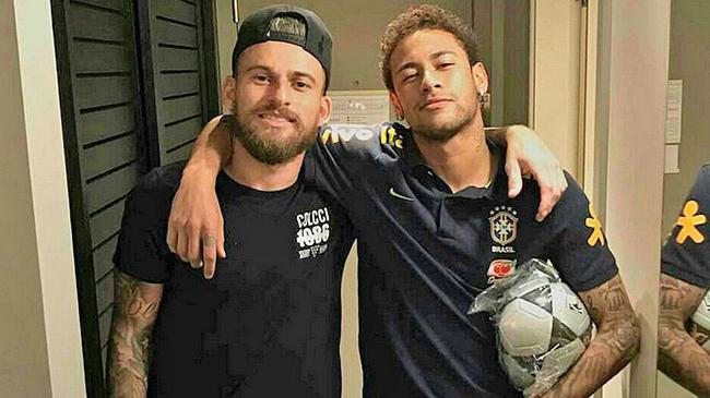 里昂15岁潜力中锋泽科维奇：崇拜哈兰德和DV9的左脚射手