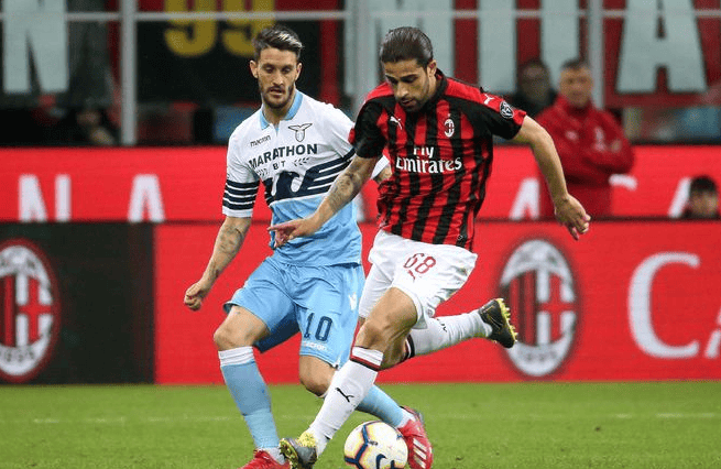 国脚助攻完成制胜球，球迷沸腾