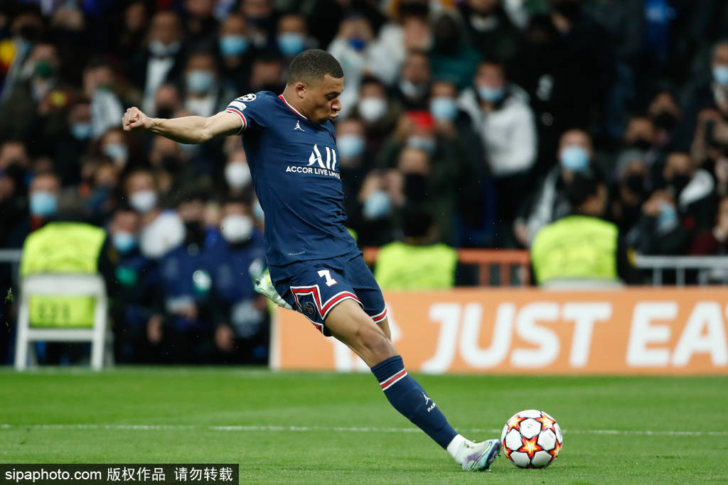 篮球火箭新援表现稳定，逐渐融入体系