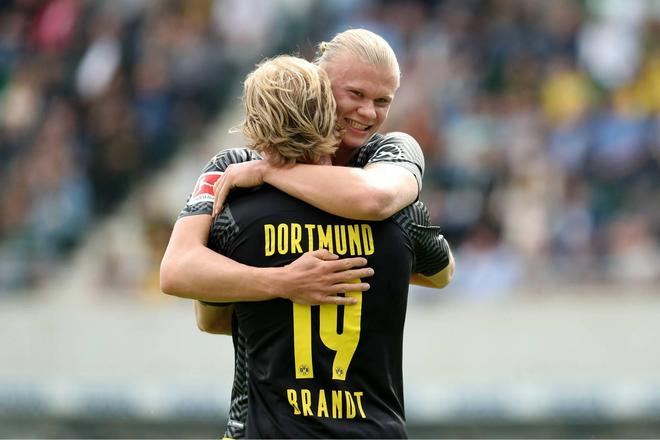 尤尔曼德：瓜帅是最伟大教练之一，为足球的发展做出巨大贡献（尤尔曼德：瓜迪奥拉跻身最伟大教练之列，对足球进步影响深远）