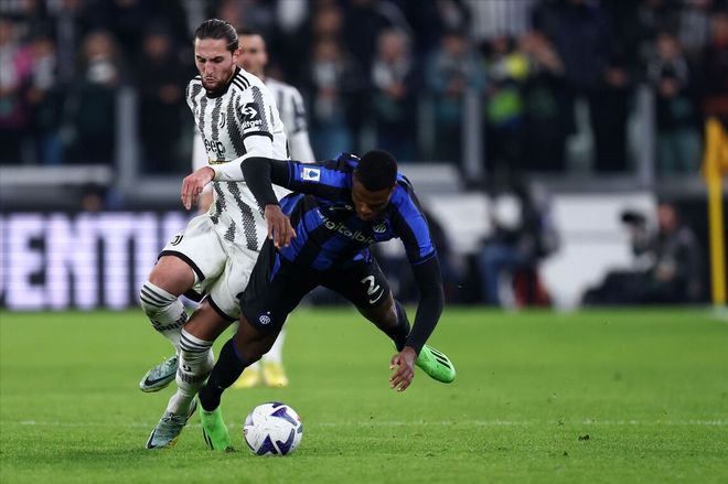 中国足球不背这个锅（这口锅不该由中国足球来背）