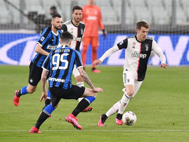 哈维·阿隆索将姆巴佩与克里斯蒂亚诺·罗纳尔多相提并论